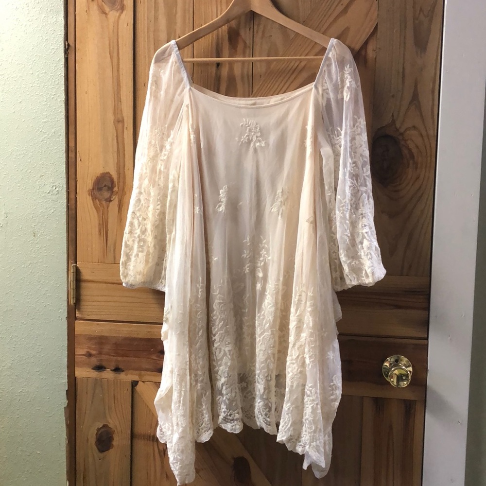 Farm Girls fancy frills lace top